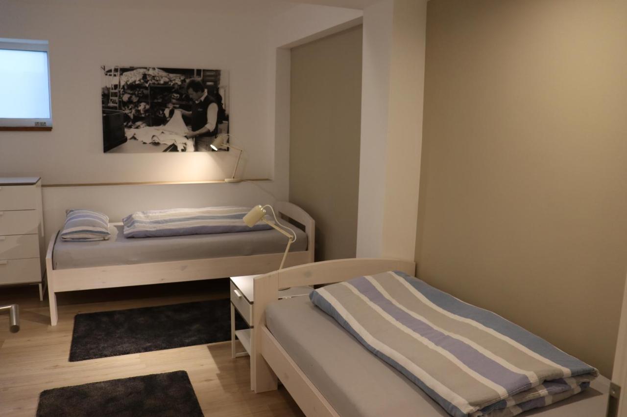 Apartment "Anne" In Ehemaliger Schuhfabrik Herxheim Exteriör bild